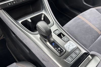 Lexus LBX Hybrid Cool