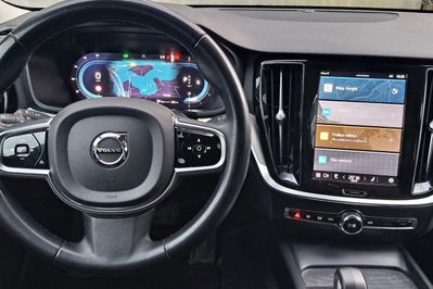 Volvo V60 Cross Country B4 D AWD Plus