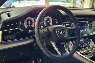 Audi Q8 45 TDI mHEV quattro Tiptronic