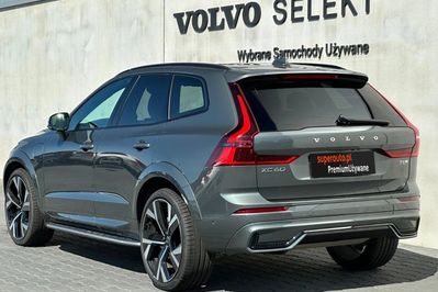 Volvo XC60 T8 Plug-In Hybrid AWD Ultra Dark