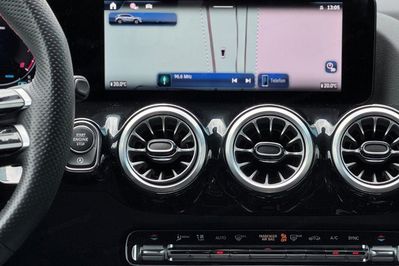 Mercedes GLA 220 4-Matic AMG Line