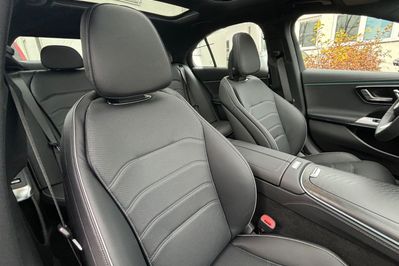 Mercedes Klasa E 300 de  4-Matic AMG