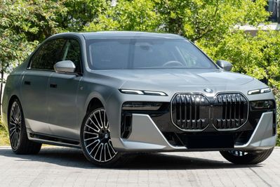 BMW Seria 7 740d xDrive M Sport