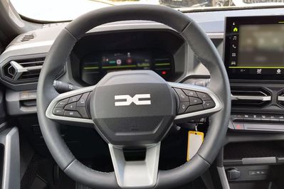 Dacia Duster Expression MMT 1.8 Full Hybrid