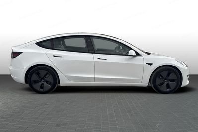 Tesla Model 3 RWD