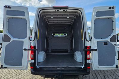 Volkswagen Crafter L4H2 Zabudowa brygadowa AT