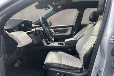 Land Rover Discovery Sport P200 HSE