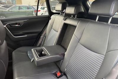 Toyota RAV4 Selection 2.5 Hybrid