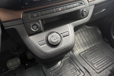 Toyota Proace Verso 2.0 D4-D Long Family aut