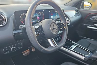 Mercedes GLA 200 d 4-Matic AMG Line 8G-DCT
