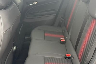 Alfa Romeo Junior 1.2 Ibrida