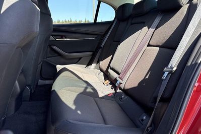 Mazda 3 2.0 Exclusive-Line