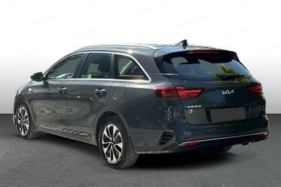 Kia Ceed M 1.5 T-GDI  DCT