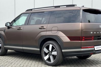 Hyundai Santa Fe 1.6 T-GDI HEV Platinum 4WD aut 7os.