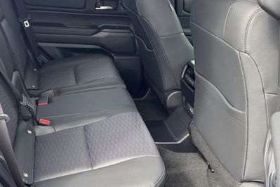 Toyota Land Cruiser Executive 2.8 MHEV