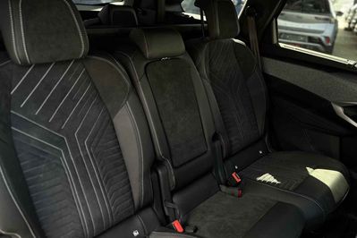 Peugeot 5008 GT Exclusive S&S e-DCS6 1.2 PureTech mHEV