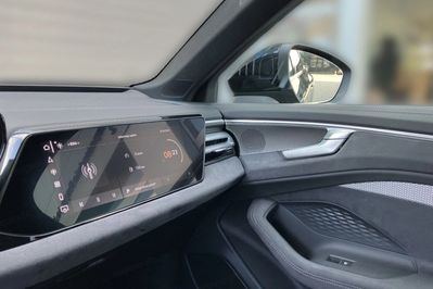 Audi A6 Avant TFSI mHEV 270 kW Quattro S tronic