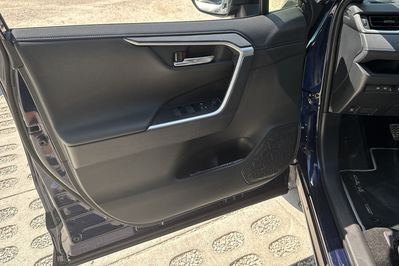 Toyota RAV4 Selection 2.5 Hybrid