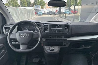 Toyota Proace Verso L2H1 AT