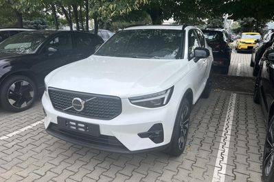 Volvo XC40 B3 Plus Dark