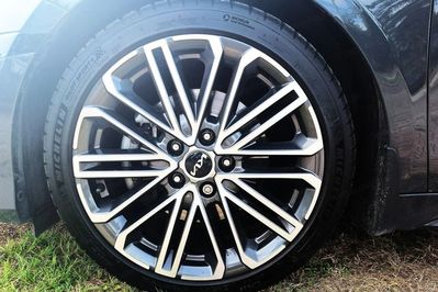 Kia ProCeed 1.5 t-Gdi Gt Line Dct