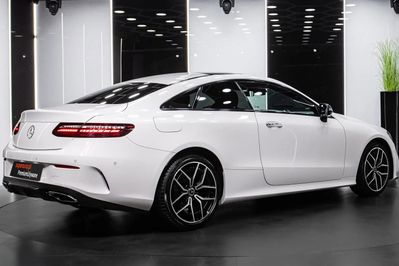 Mercedes E Klasa 220 d Coupe 4-Matic AMG