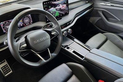Skoda Superb 2.0 TDI SCR 4x4 Sportline DSG