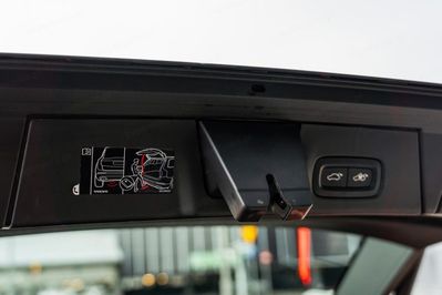 Volvo V90 T8 AWD Plug-In Hybrid Ultimate Bright aut
