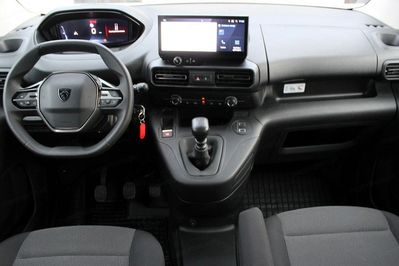 Peugeot Partner Van L2H1 Zabudowa Brygadowa