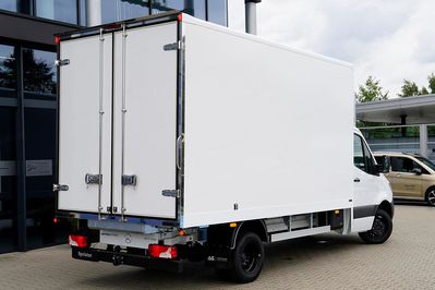 Mercedes Sprinter 517 CDI PRO Długi 9G-Tronic Kontener