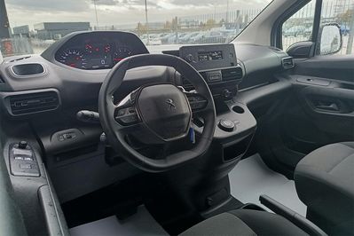 Peugeot Partner Van L2H1 AT