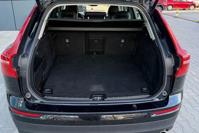 Volvo XC60 T4 Momentum Pro aut