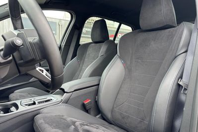 BMW Seria 1 120 mHEV aut