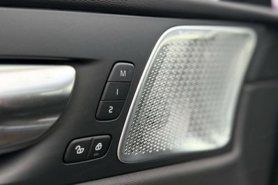 Volvo XC60 B5 AWD Ultra Black Edition