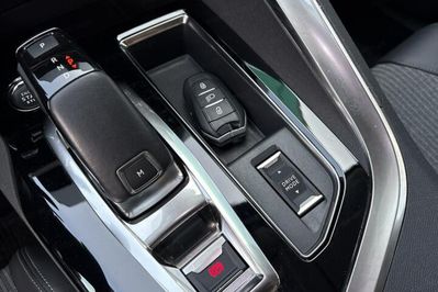 Peugeot 3008 Allure Pack 1.5 BlueHDi  S&S EAT8