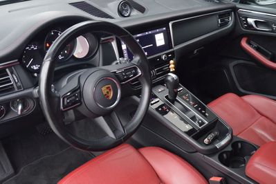 Porsche Macan T