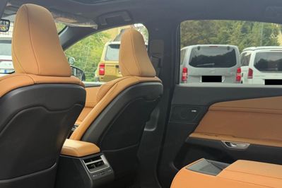 Lexus ES 300h Prestige