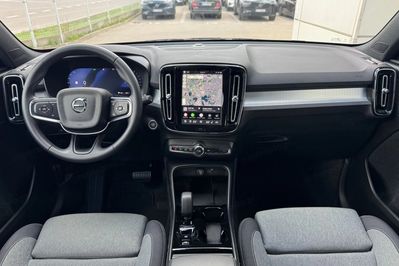 Volvo XC40 B3 Plus Dark aut