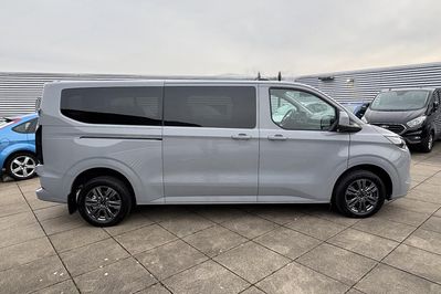 Ford Transit Custom Kombi M1 320 L2H1 Limited A8 AWD