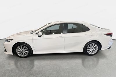 Toyota Camry 2.5 Hybrid CVT