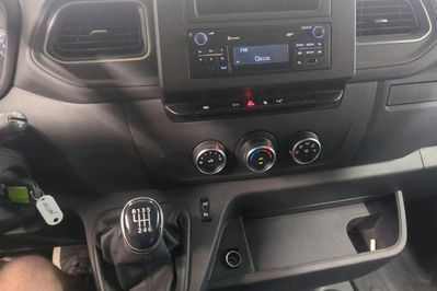 Renault Master L2H2