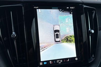 Volvo XC60 T6 Plug-In Hybrid AWD Ultra Black Edition aut