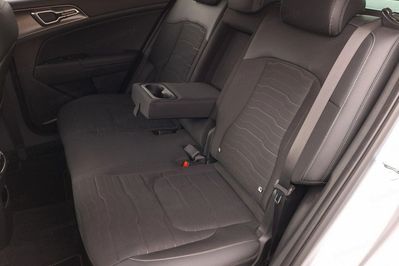 Kia Sportage 1.6 T-GDI HEV Business Line 2WD