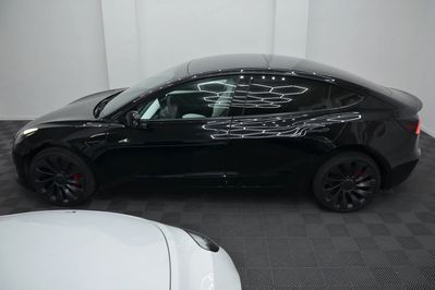 Tesla Model 3 Performance AWD