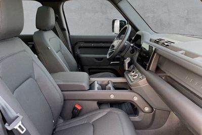 Land Rover Defender 110 D350 X-Dynamic HSE