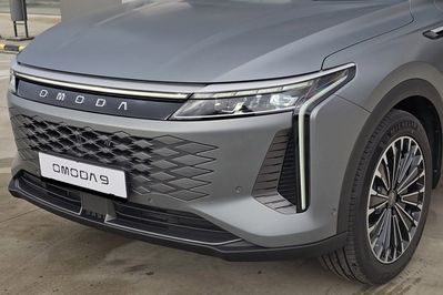 Omoda 9 1.5 Super Hybrid Exclusive AWD