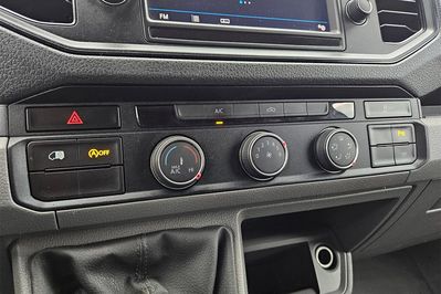 Volkswagen Crafter L4H2 Zabudowa Brygadowa