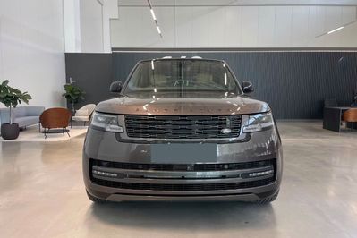 Land Rover Range Rover V8 P530 LWB Autobiography