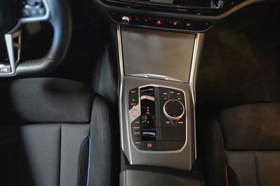 BMW Seria 3 330i xDrive aut