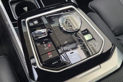 BMW Seria 7 740d xDrive M Sport